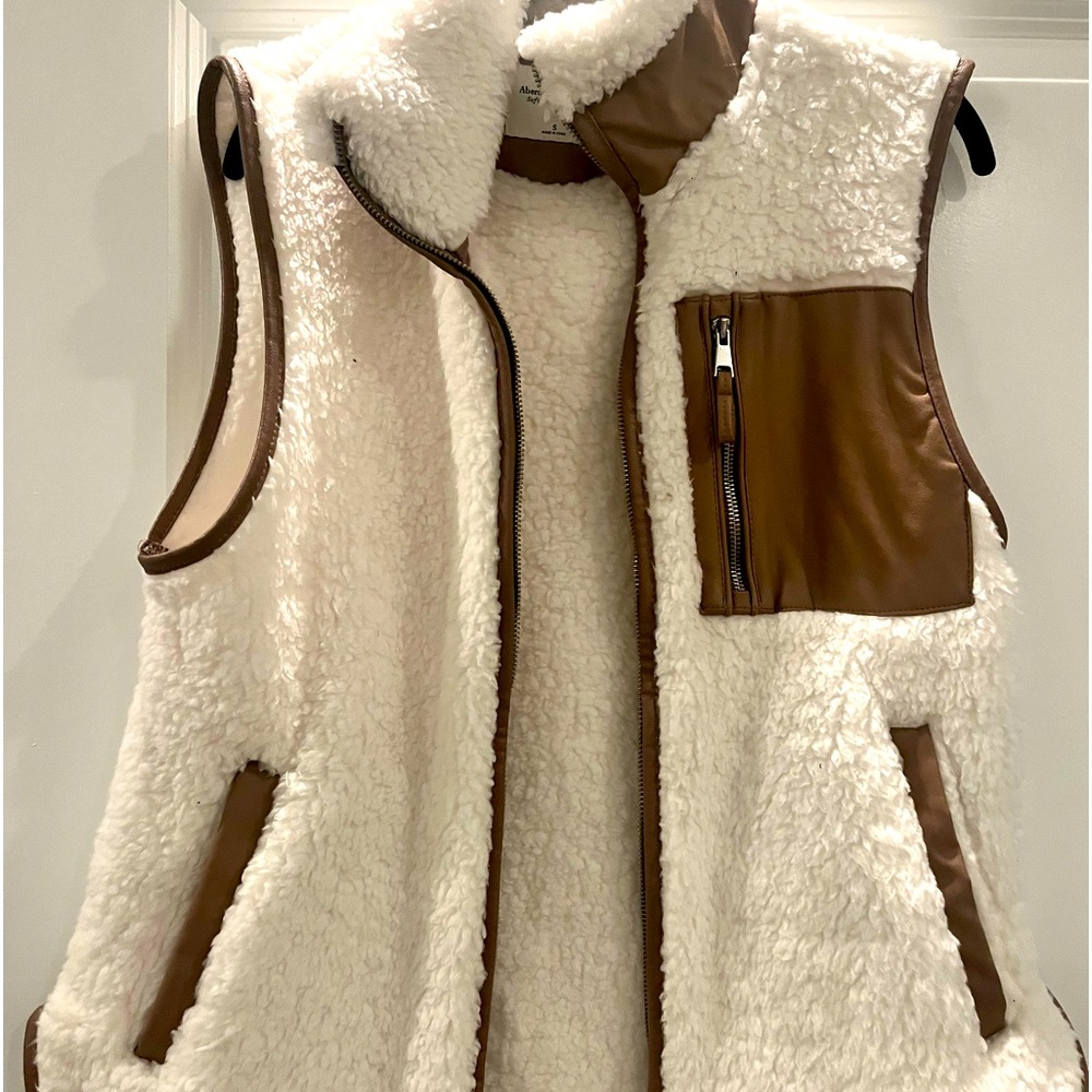 Abercrombie and Fitch fleece/faux leather vest